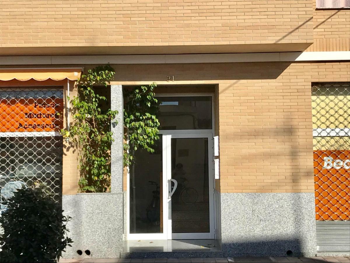 Apartamentos En Deltebre Dış mekan fotoğraf