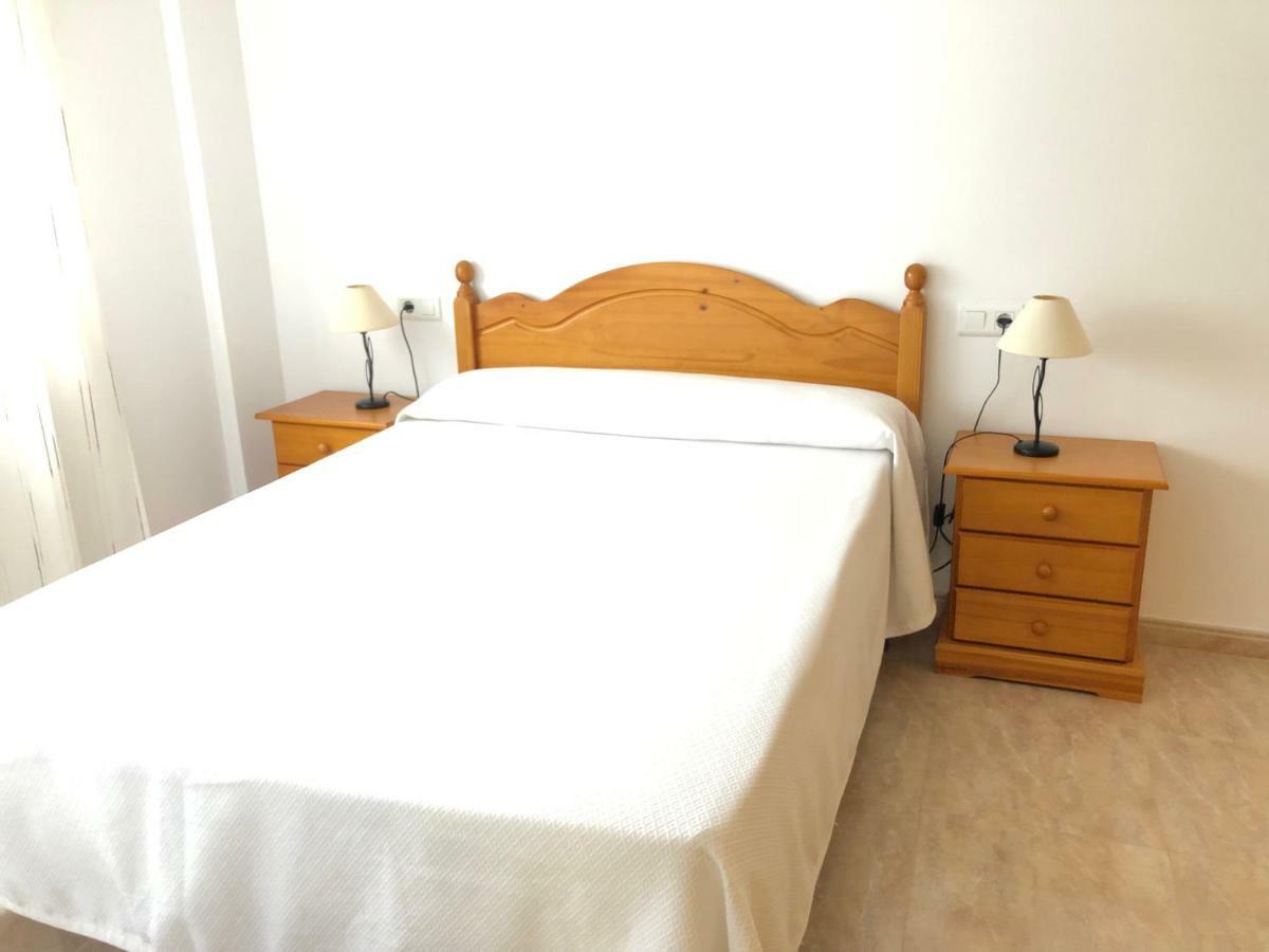 Apartamentos En Deltebre Dış mekan fotoğraf