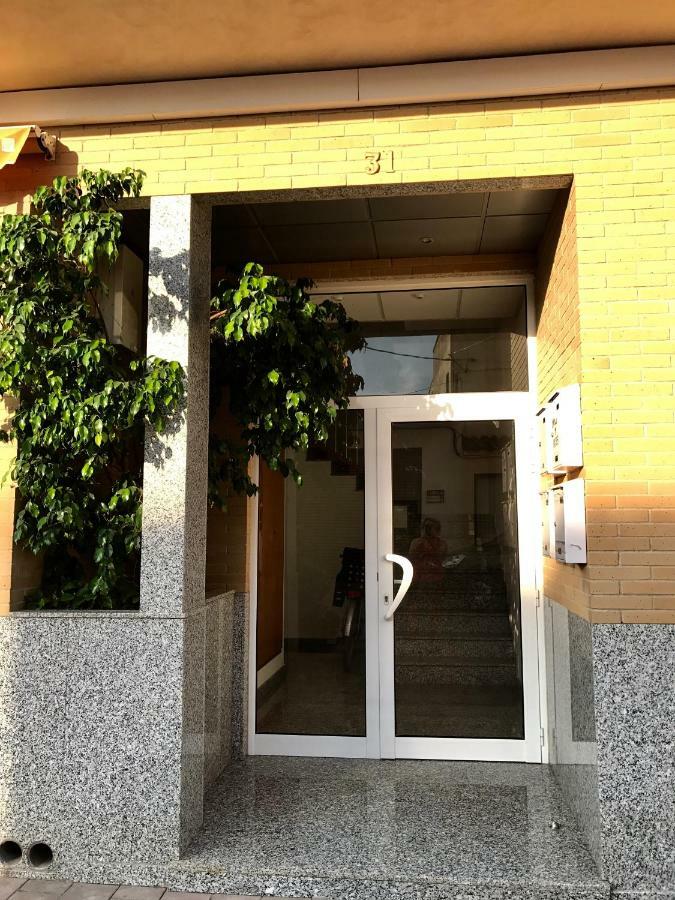 Apartamentos En Deltebre Dış mekan fotoğraf